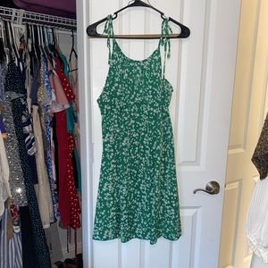 Green floral ditsy dress